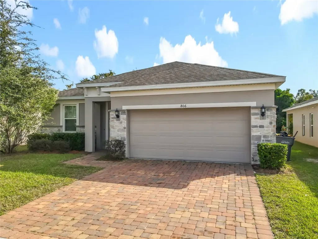 806 Benjamin Trail Davenport FL 33837