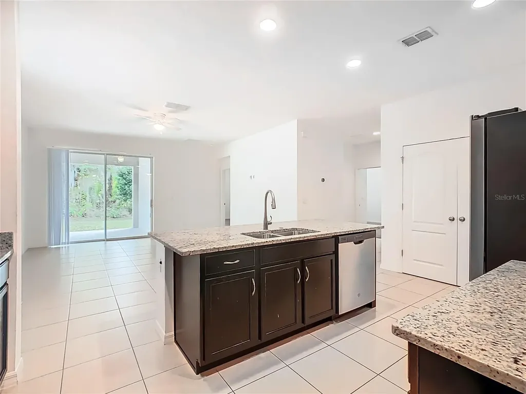 806 Benjamin Trail Davenport FL 33837