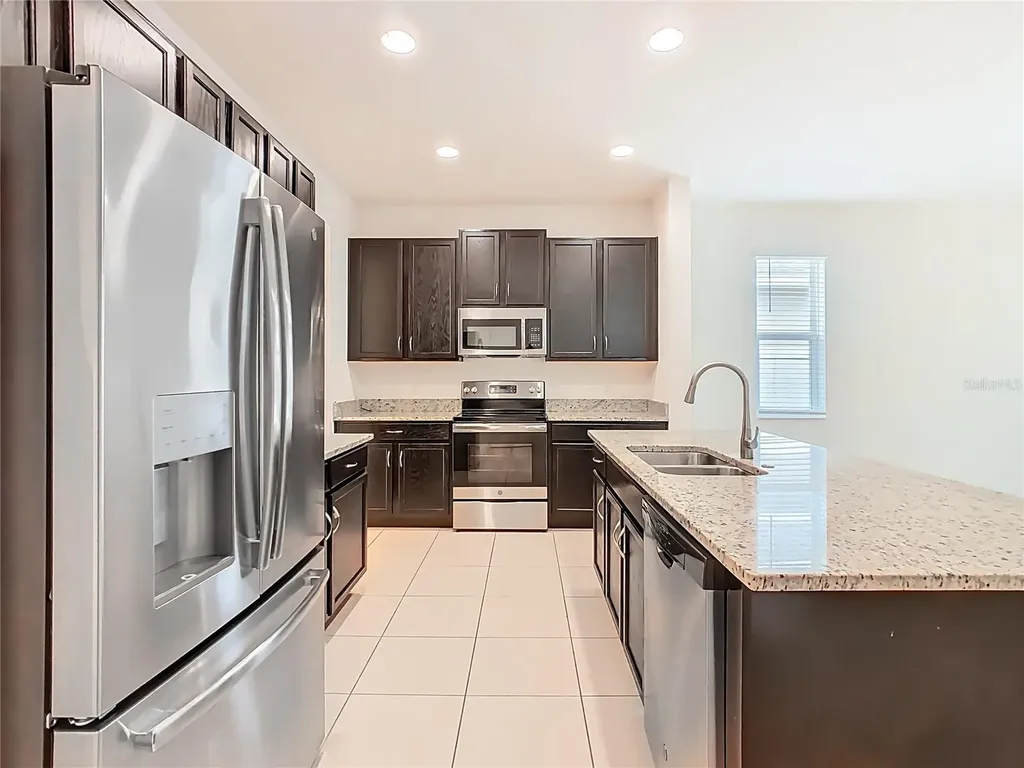 806 Benjamin Trail Davenport FL 33837