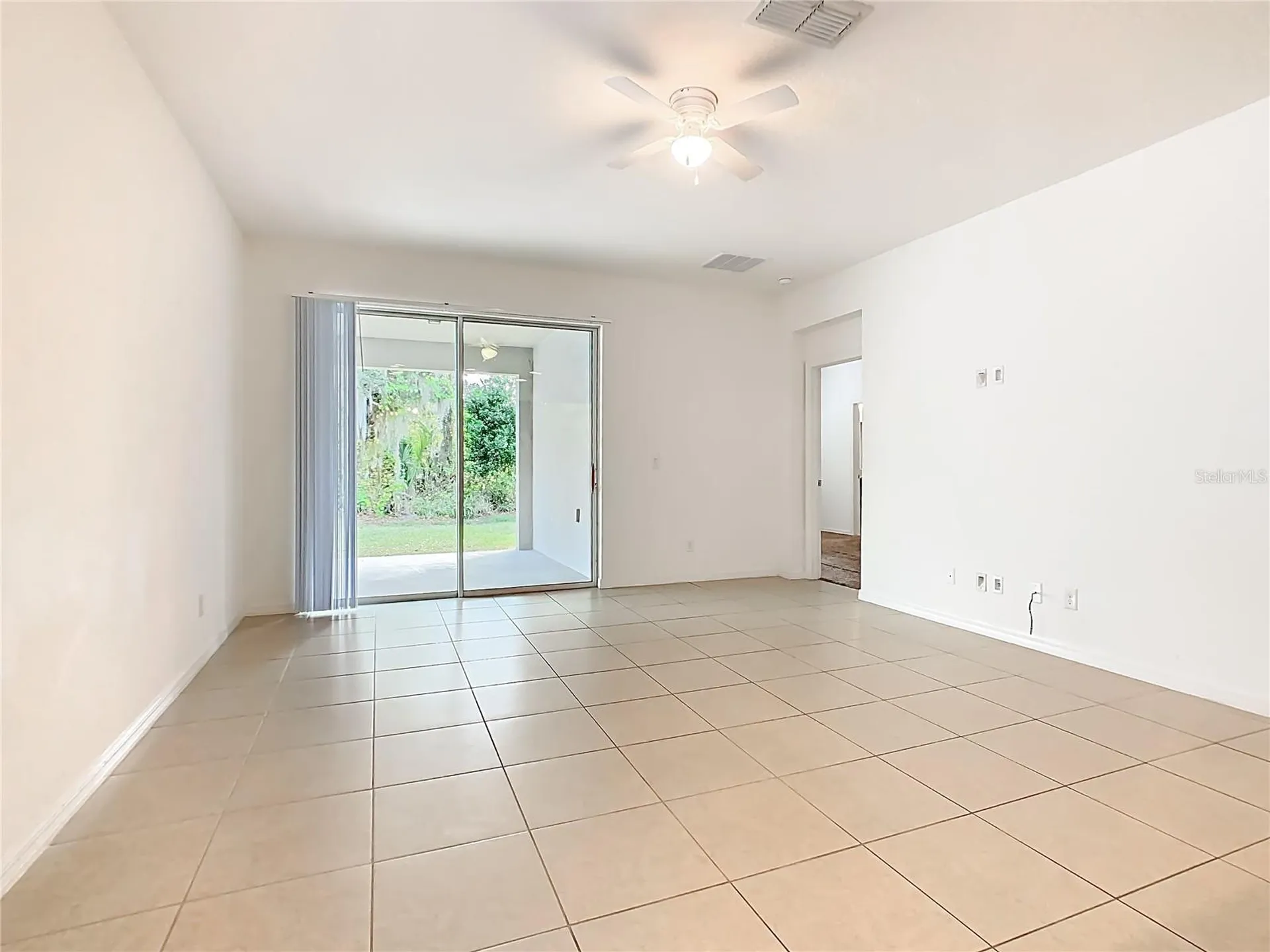 806 Benjamin Trail Davenport FL 33837