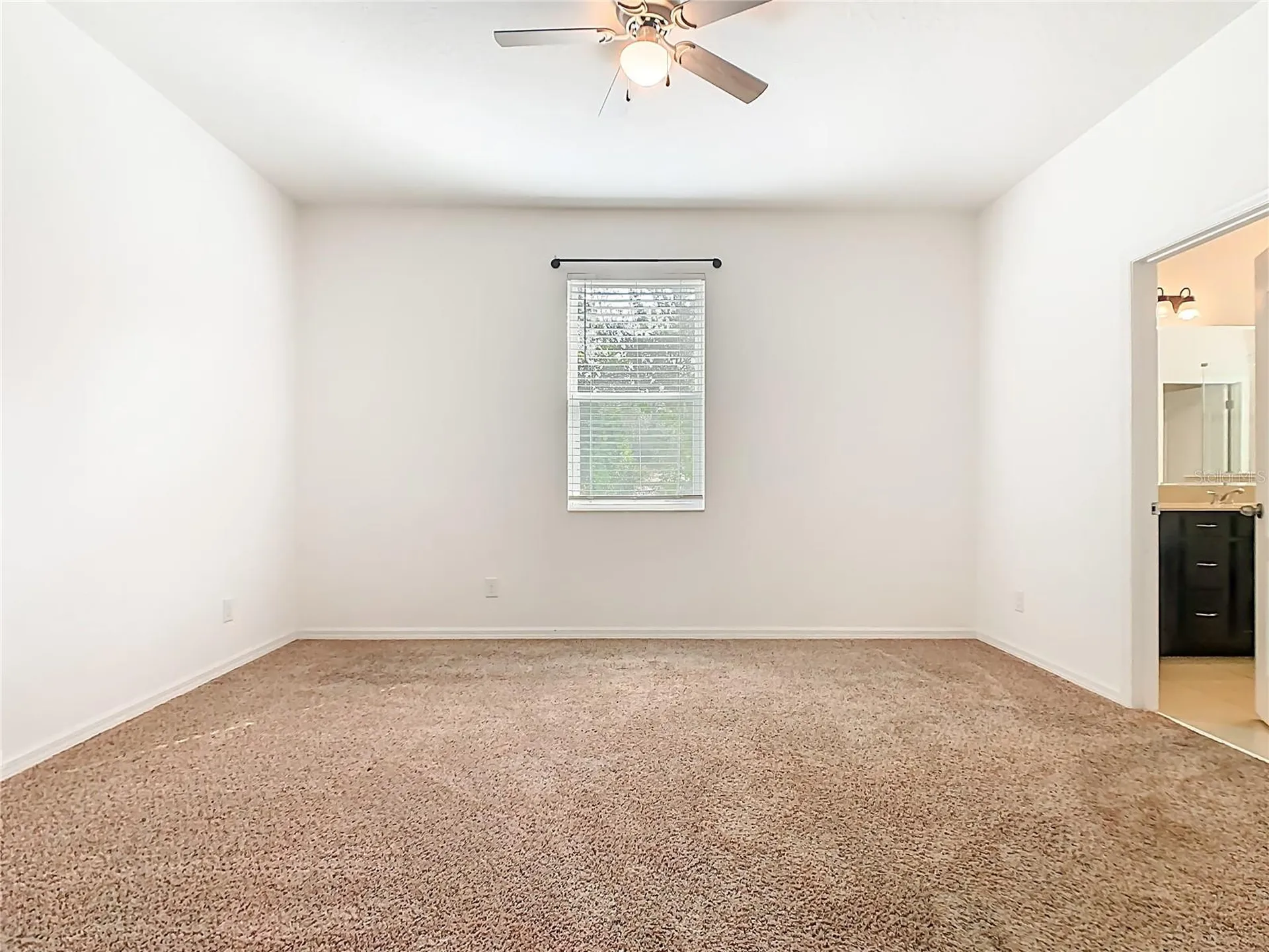 806 Benjamin Trail Davenport FL 33837