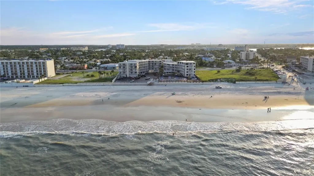 1233 S Atlantic Avenue Daytona Beach FL 32118