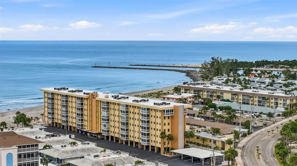 1255 Tarpon Center Drive Venice FL 34285