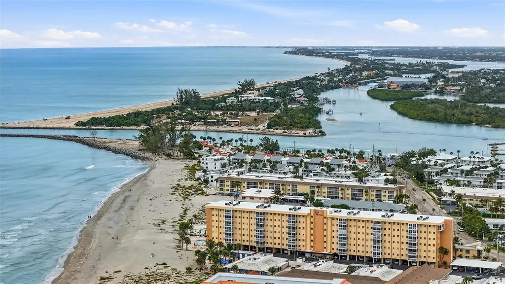 1255 Tarpon Center Drive Venice FL 34285