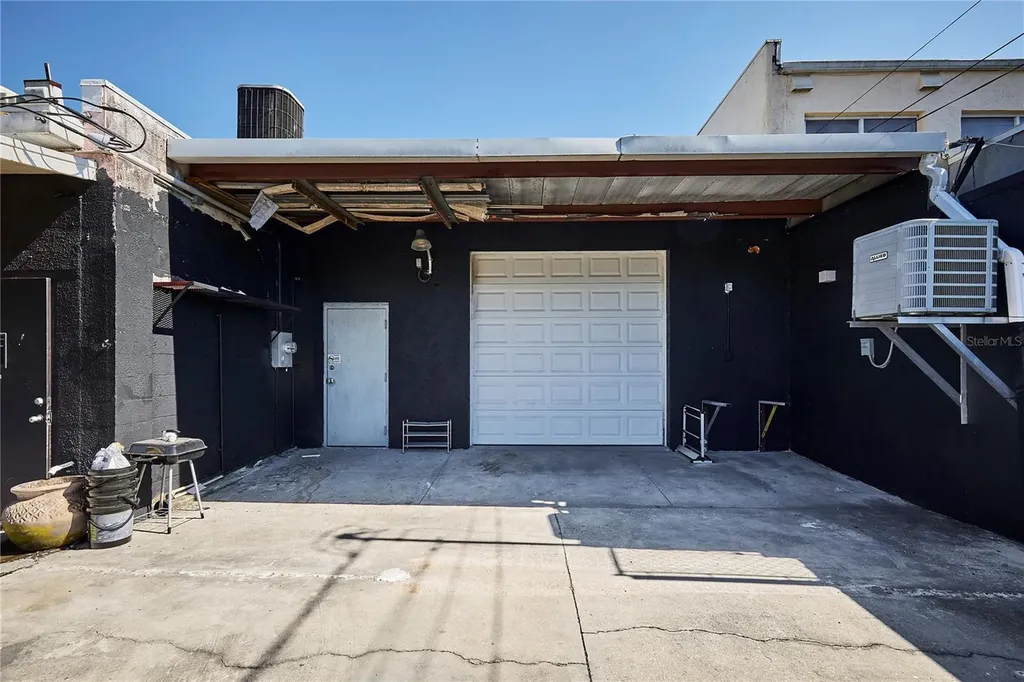 1834 Tamiami Trail Bradenton FL 34205