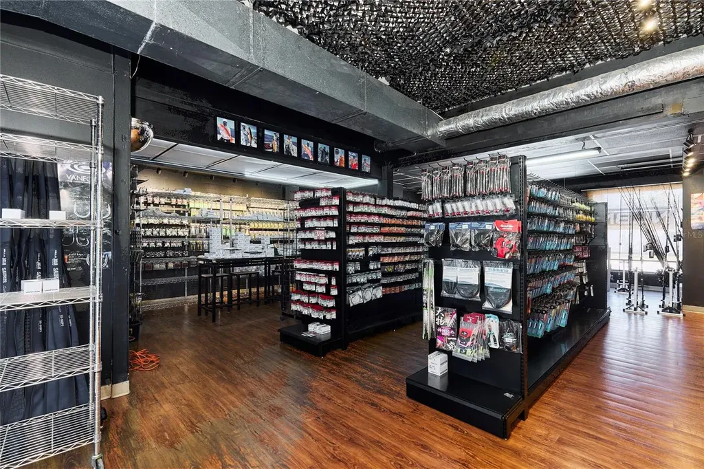 1834 Tamiami Trail Bradenton FL 34205