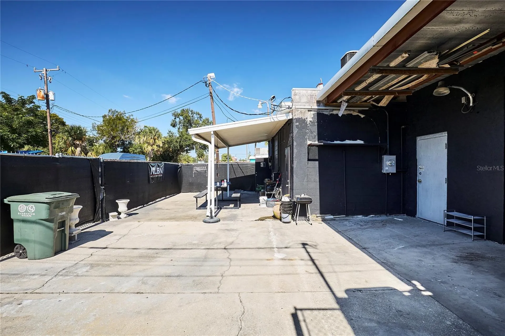 1834 Tamiami Trail Bradenton FL 34205