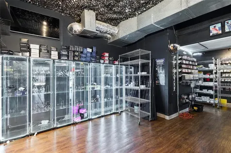 1834 Tamiami Trail Bradenton FL 34205