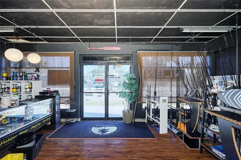 1834 Tamiami Trail Bradenton FL 34205