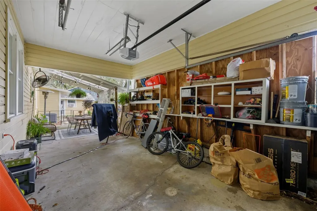 1304 E 32nd Avenue Tampa FL 33603
