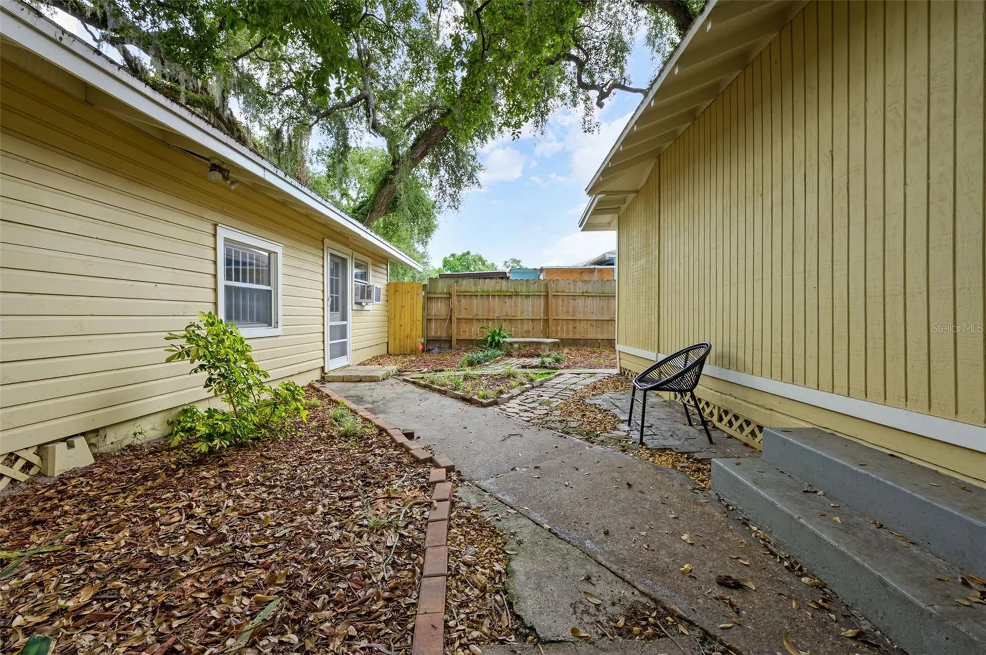 1304 E 32nd Avenue Tampa FL 33603
