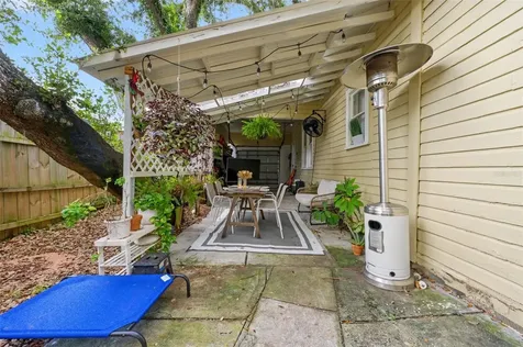 1304 E 32nd Avenue Tampa FL 33603