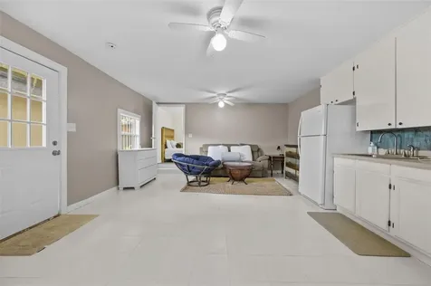 1304 E 32nd Avenue Tampa FL 33603