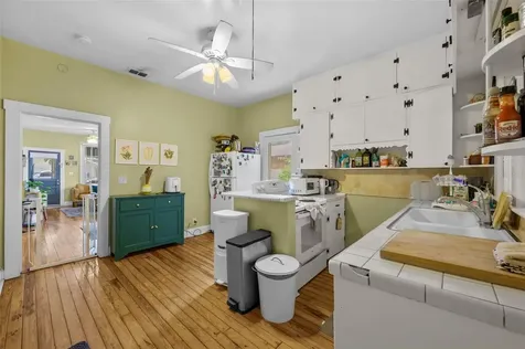 1304 E 32nd Avenue Tampa FL 33603