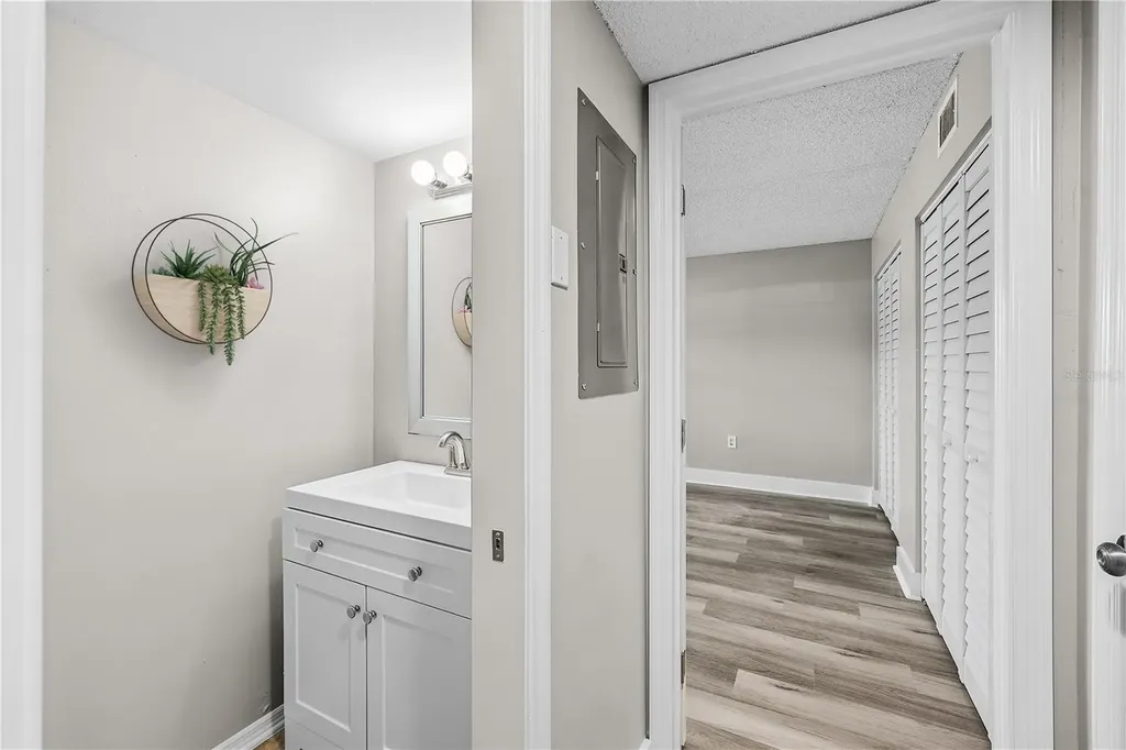 8815 Bay Pointe Drive Tampa FL 33615