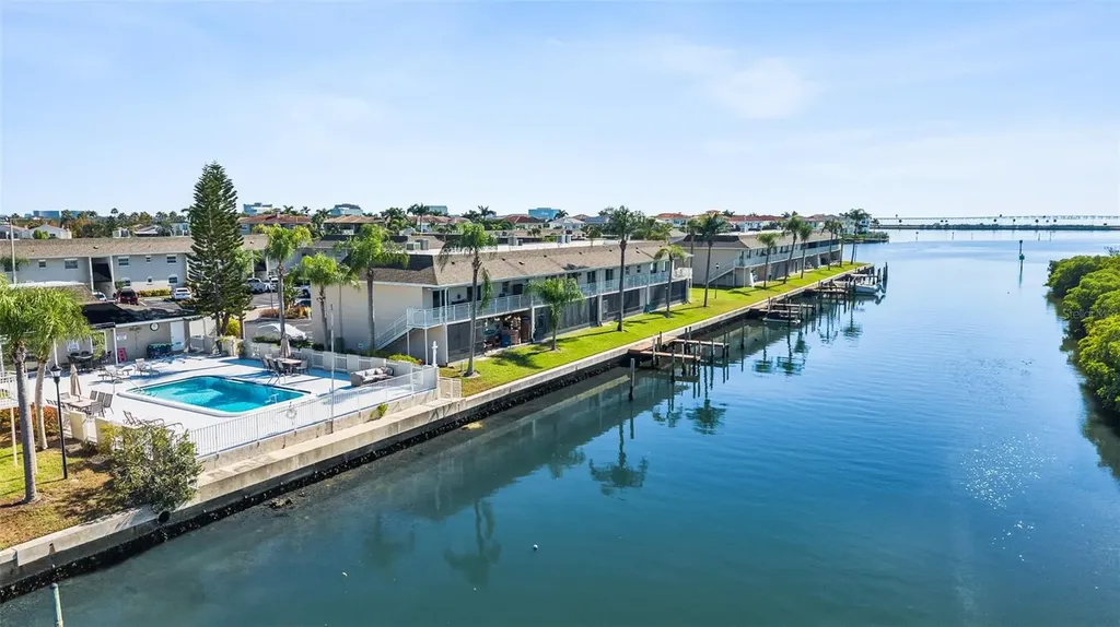 8815 Bay Pointe Drive Tampa FL 33615