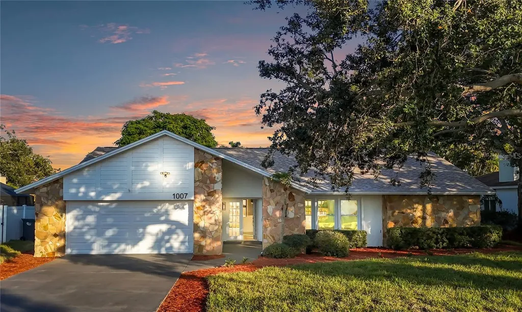1007 NW 82nd Street Bradenton FL 34209