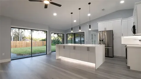 1007 NW 82nd Street Bradenton FL 34209
