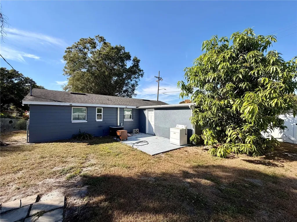 1404 Crescent Place Lakeland FL 33801