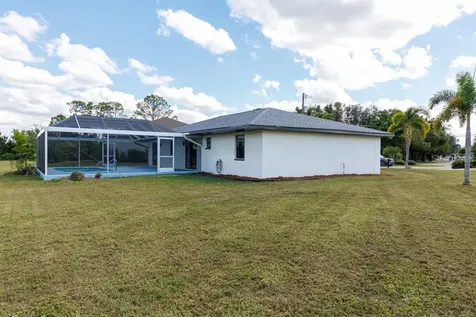 1136 Yachtsman Lane Punta Gorda FL 33983