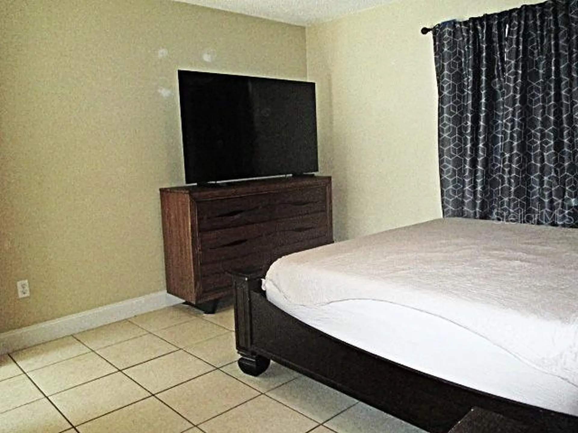 12932 81st Avenue Seminole FL 33776