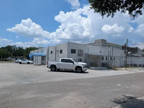 915 S Orange Avenue Orlando FL 32806