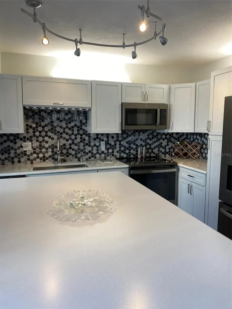2209 Belleair Road Clearwater FL 33764