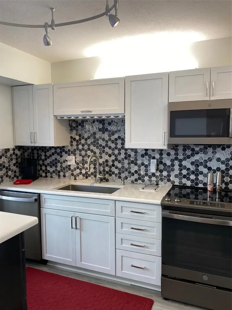 2209 Belleair Road Clearwater FL 33764