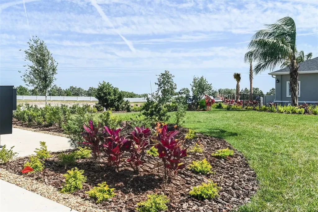 2124 Babbling Brook Boulevard Auburndale FL 33823