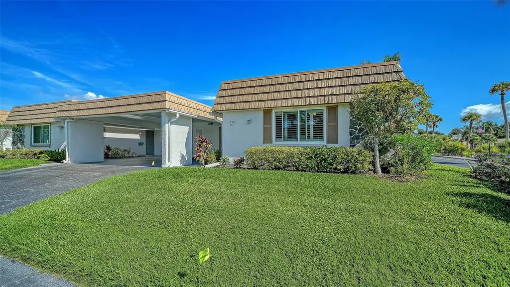 2657 Riverbluff Parkway Sarasota FL 34231