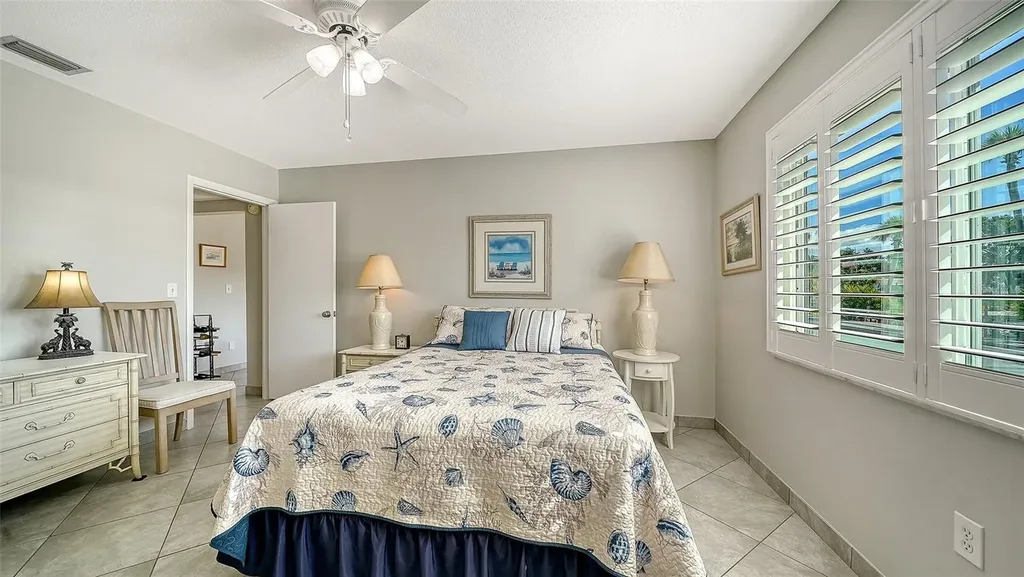 2657 Riverbluff Parkway Sarasota FL 34231