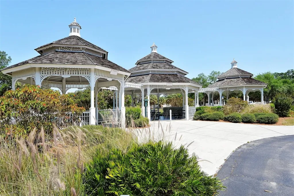 2657 Riverbluff Parkway Sarasota FL 34231