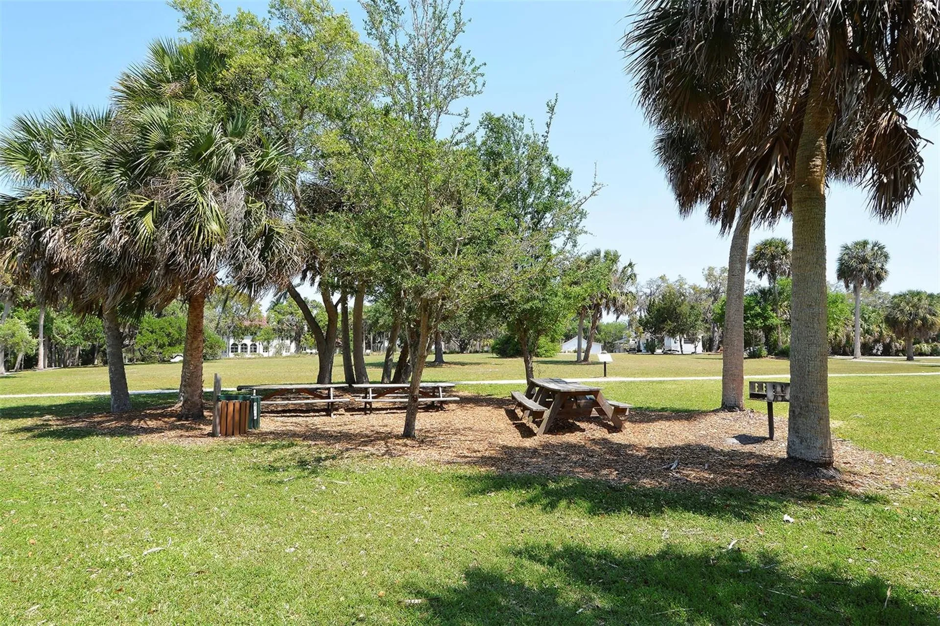2657 Riverbluff Parkway Sarasota FL 34231
