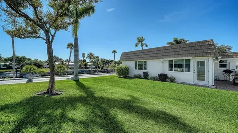2657 Riverbluff Parkway Sarasota FL 34231