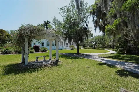 2657 Riverbluff Parkway Sarasota FL 34231