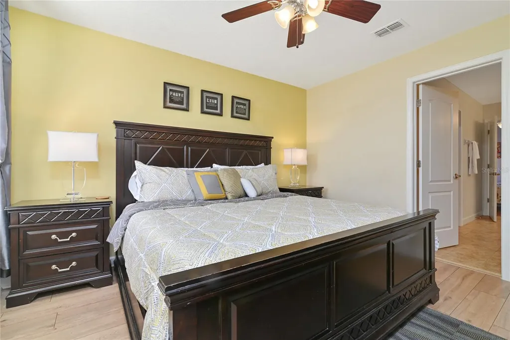 1462 Myrtlewood Street Davenport FL 33896