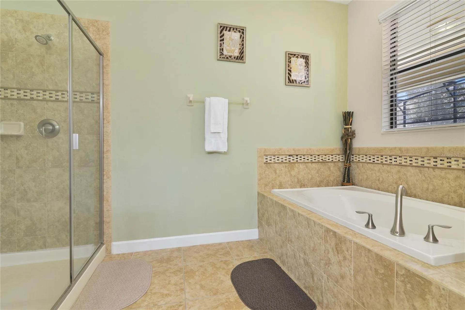 1462 Myrtlewood Street Davenport FL 33896