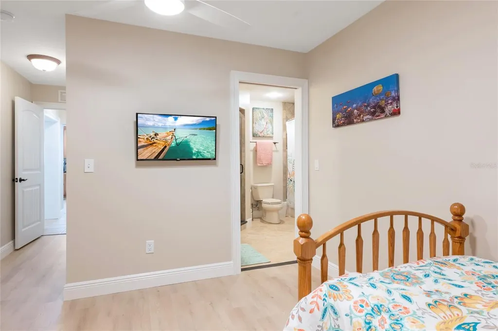 213 75th Street Holmes Beach FL 34217