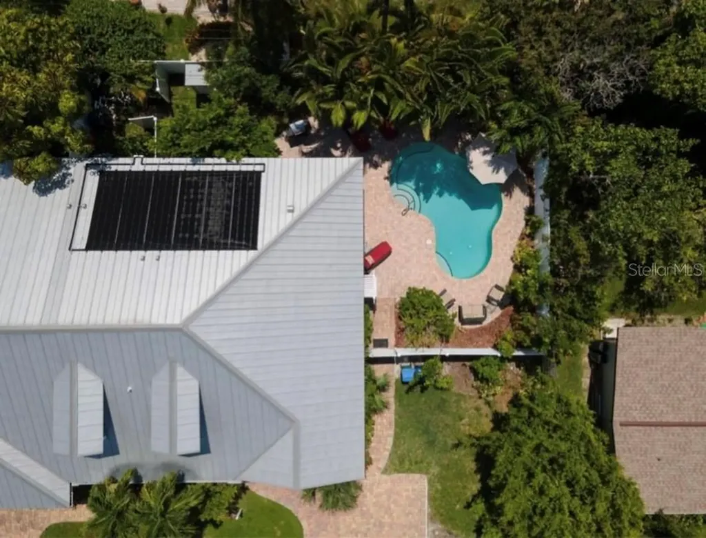 213 75th Street Holmes Beach FL 34217