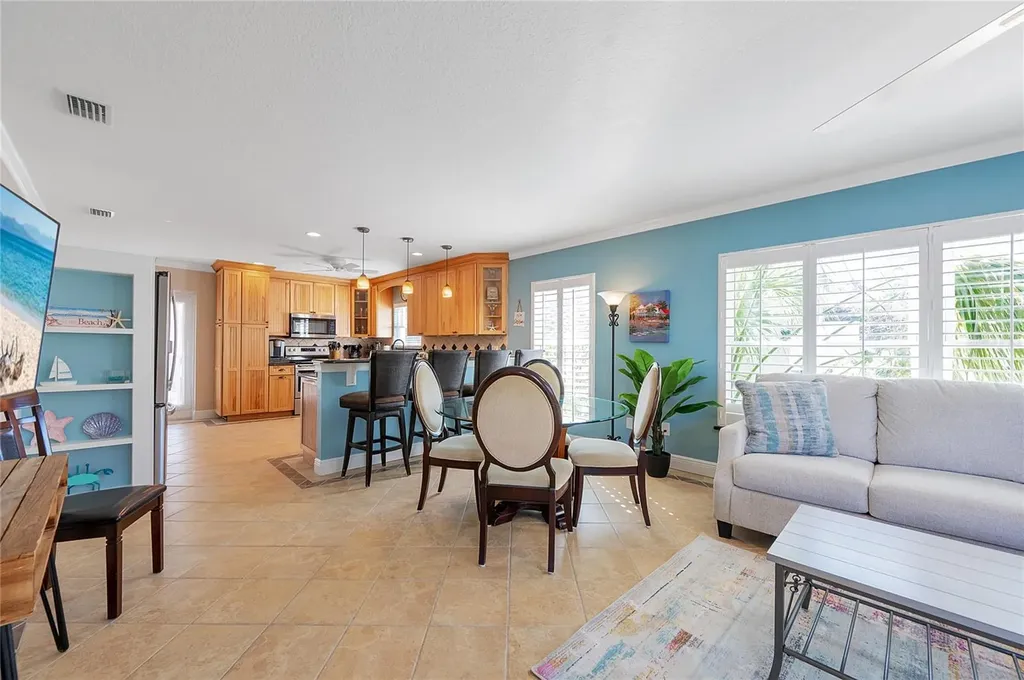 213 75th Street Holmes Beach FL 34217