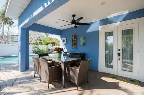 213 75th Street Holmes Beach FL 34217