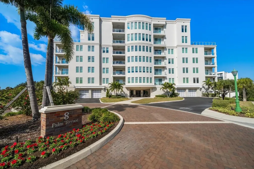 8 Palm Terrace Belleair FL 33756