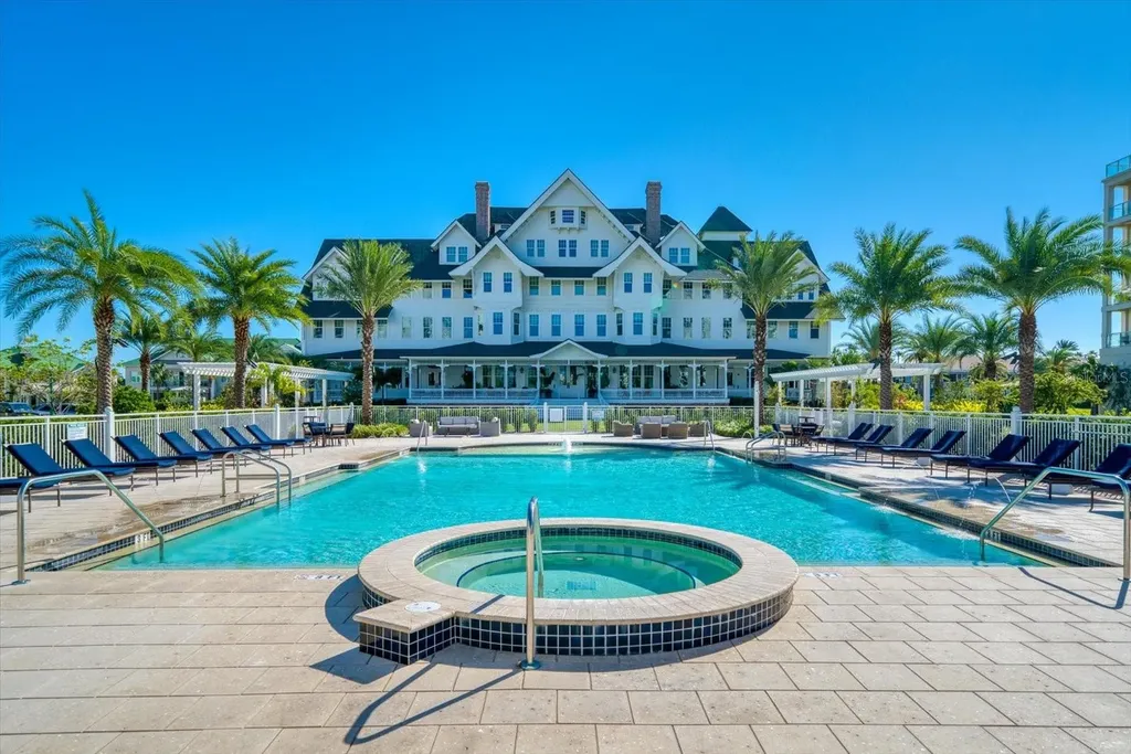 8 Palm Terrace Belleair FL 33756