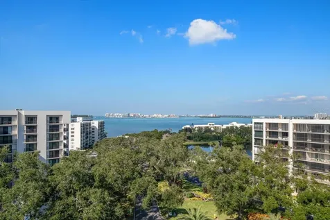 8 Palm Terrace Belleair FL 33756