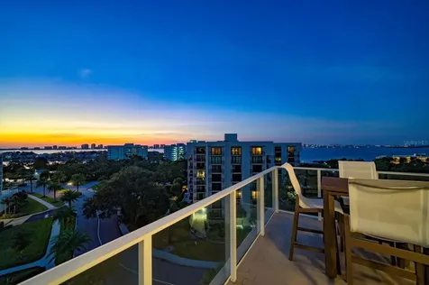 8 Palm Terrace Belleair FL 33756