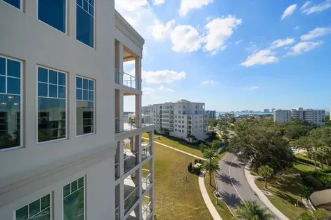 8 Palm Terrace Belleair FL 33756