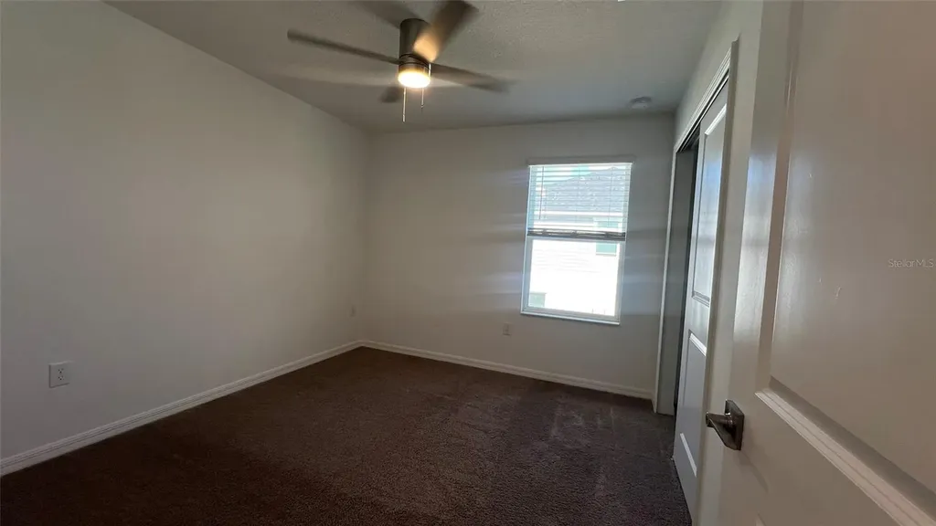 692 Stoney Point Circle Davenport FL 33896