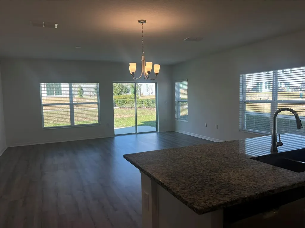 692 Stoney Point Circle Davenport FL 33896