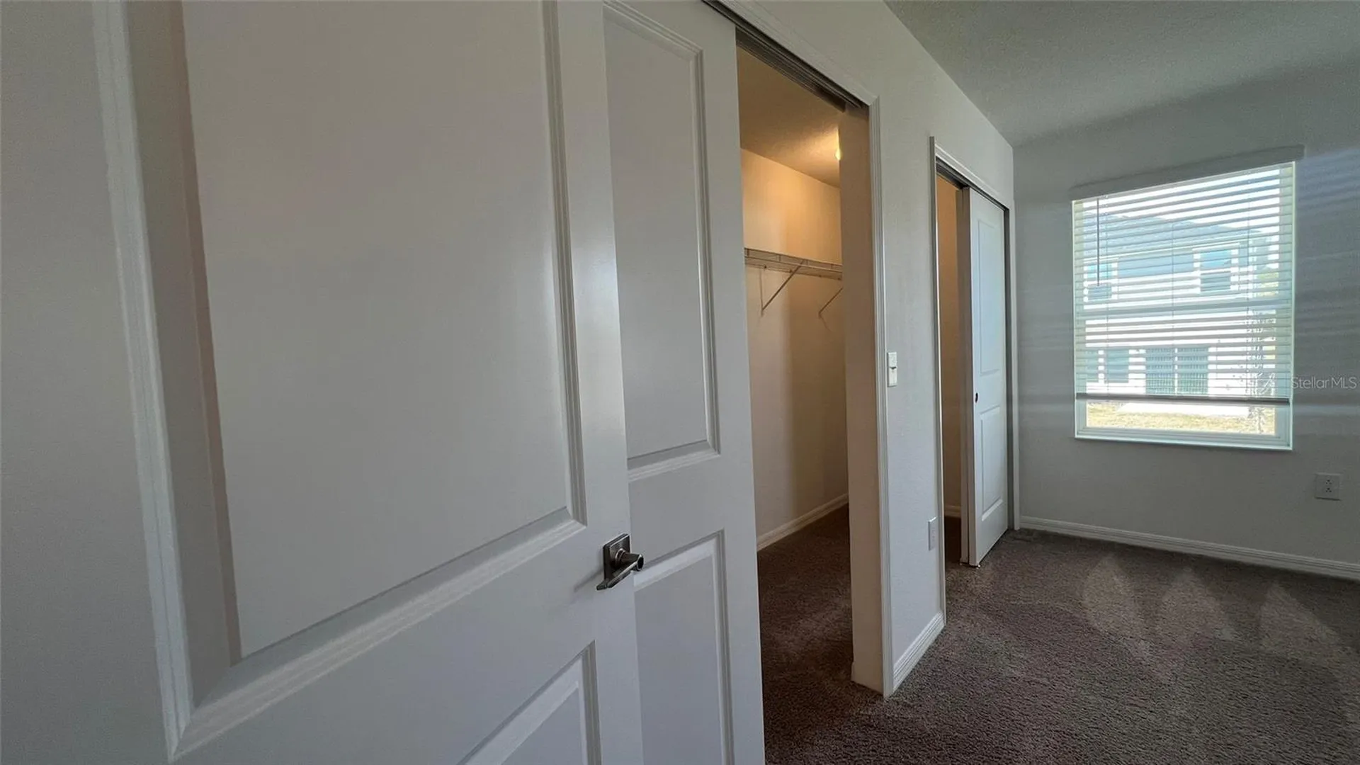692 Stoney Point Circle Davenport FL 33896