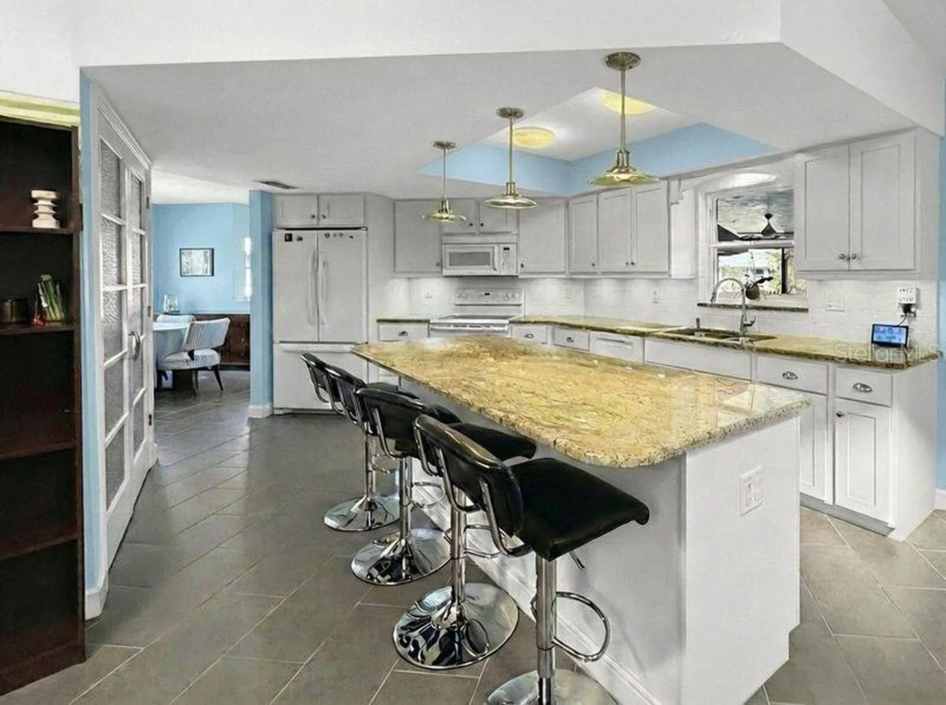 2042 Country Meadows Place Sarasota FL 34235